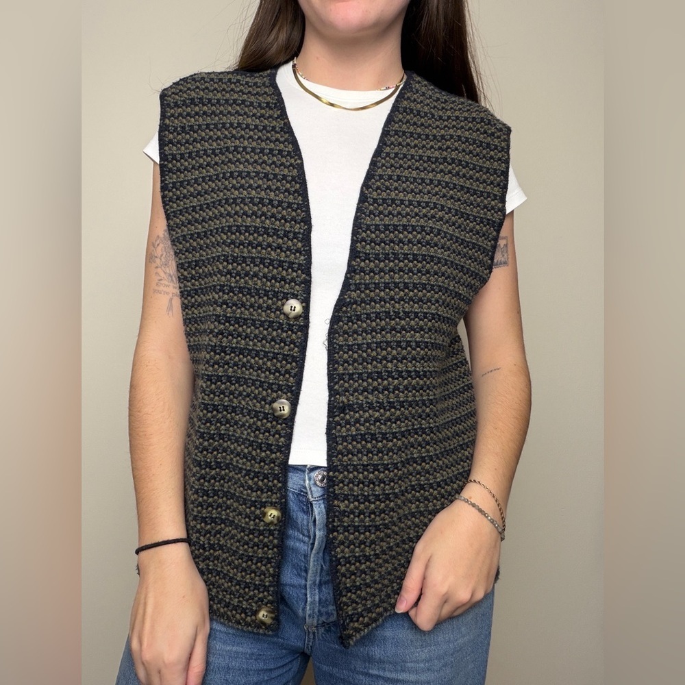 vintage chunky knit cardigan vest - USA union made size L/XL 100% cotton
